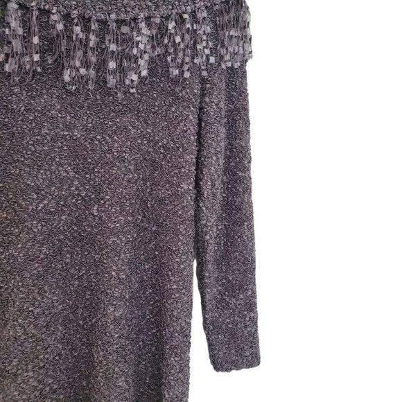 FASHION ESSENTIALS | Ruched  Top w/ Layered collar - Picture 4 of 6